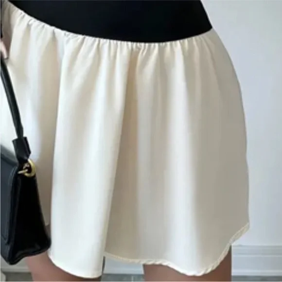 Commense Dress - Picture 5 of 6